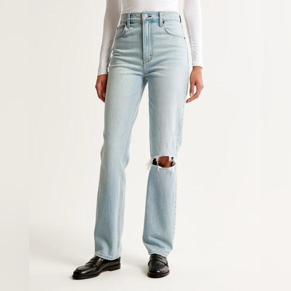 Abercrombie & Fitch Ultra High Rise 90s Straight Jean Light Ripped Knee 30/10s - Picture 1 of 12
